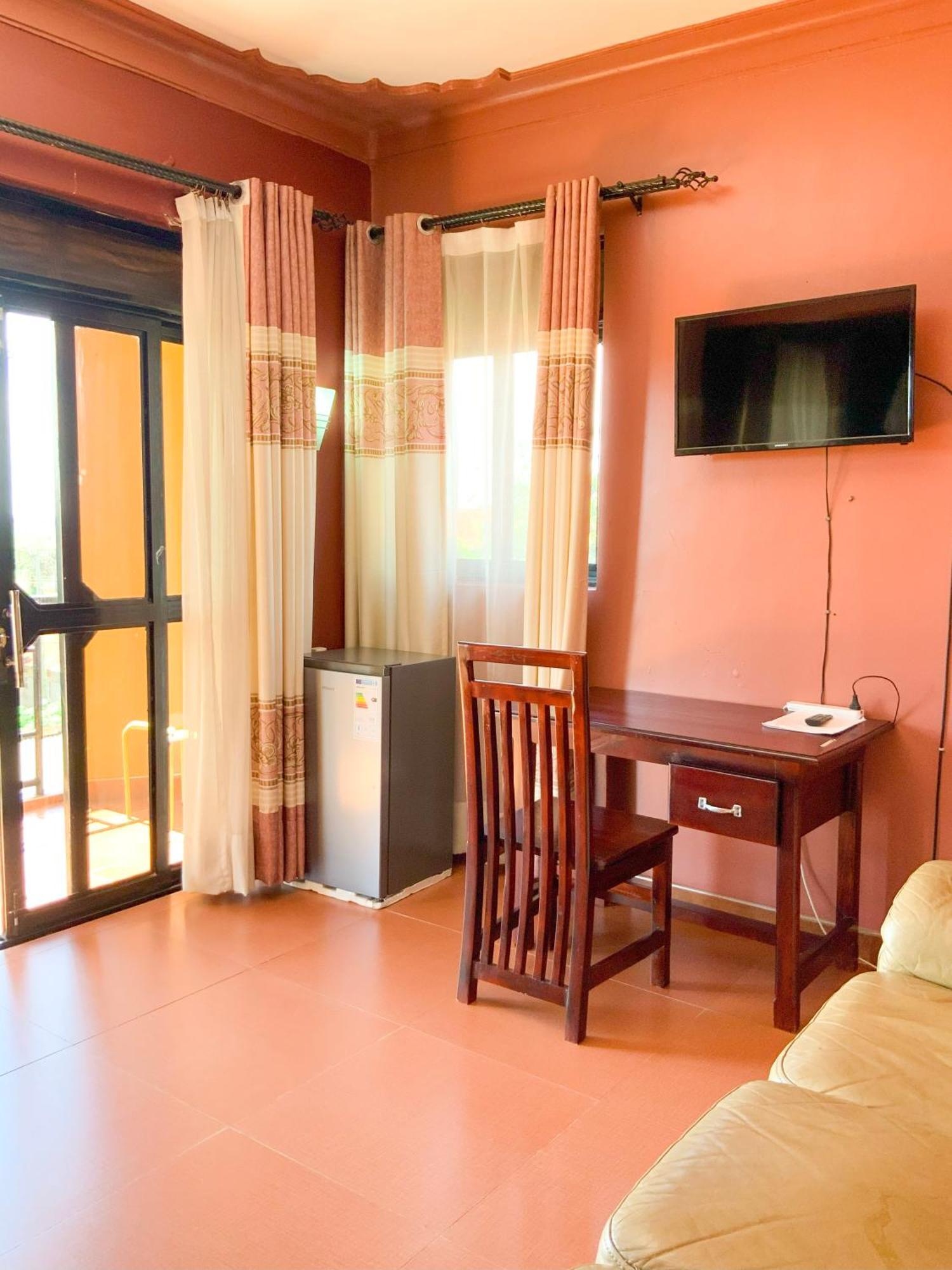Hendo Hotel عنتيبي المظهر الخارجي الصورة