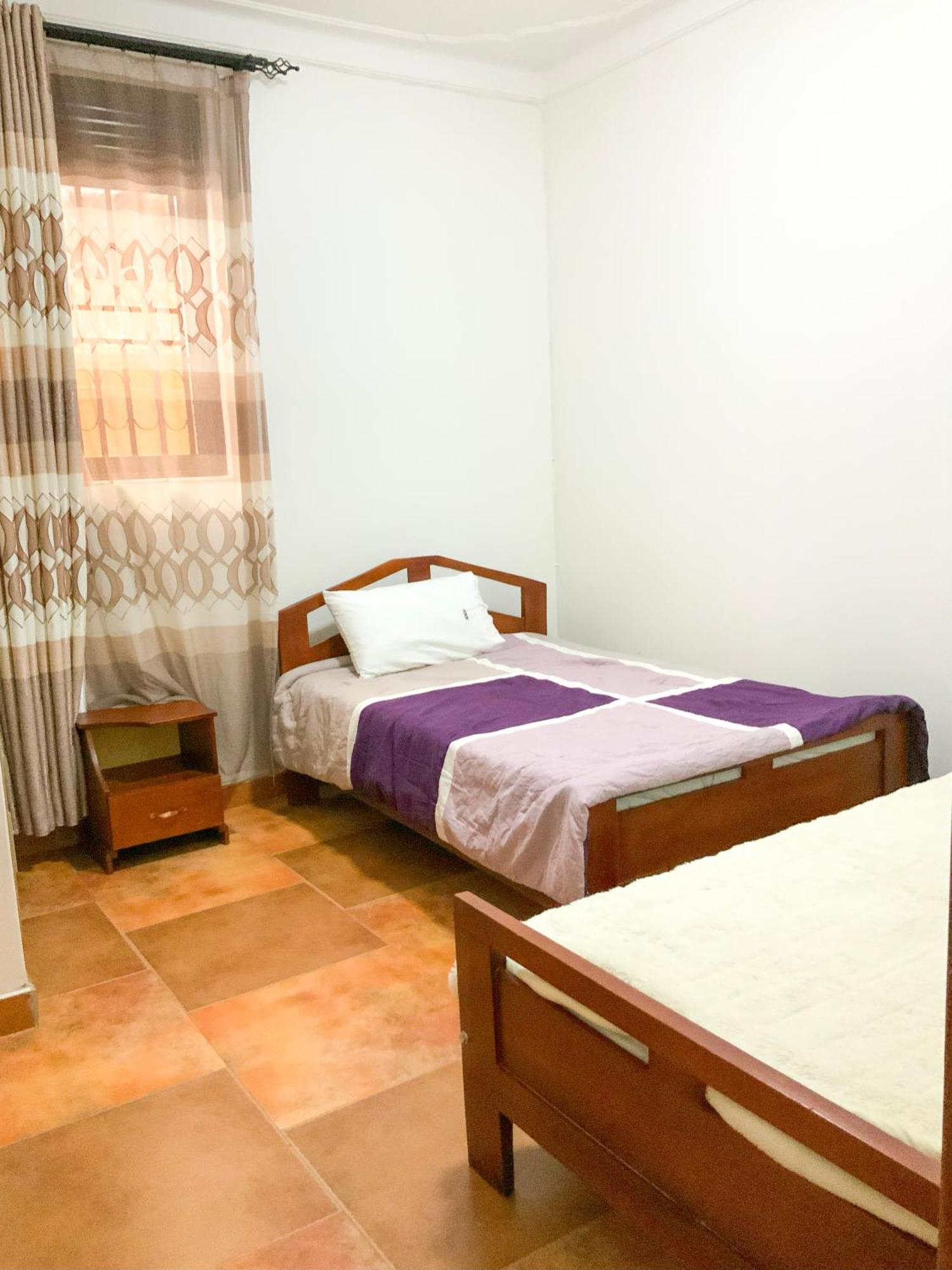 Hendo Hotel عنتيبي المظهر الخارجي الصورة
