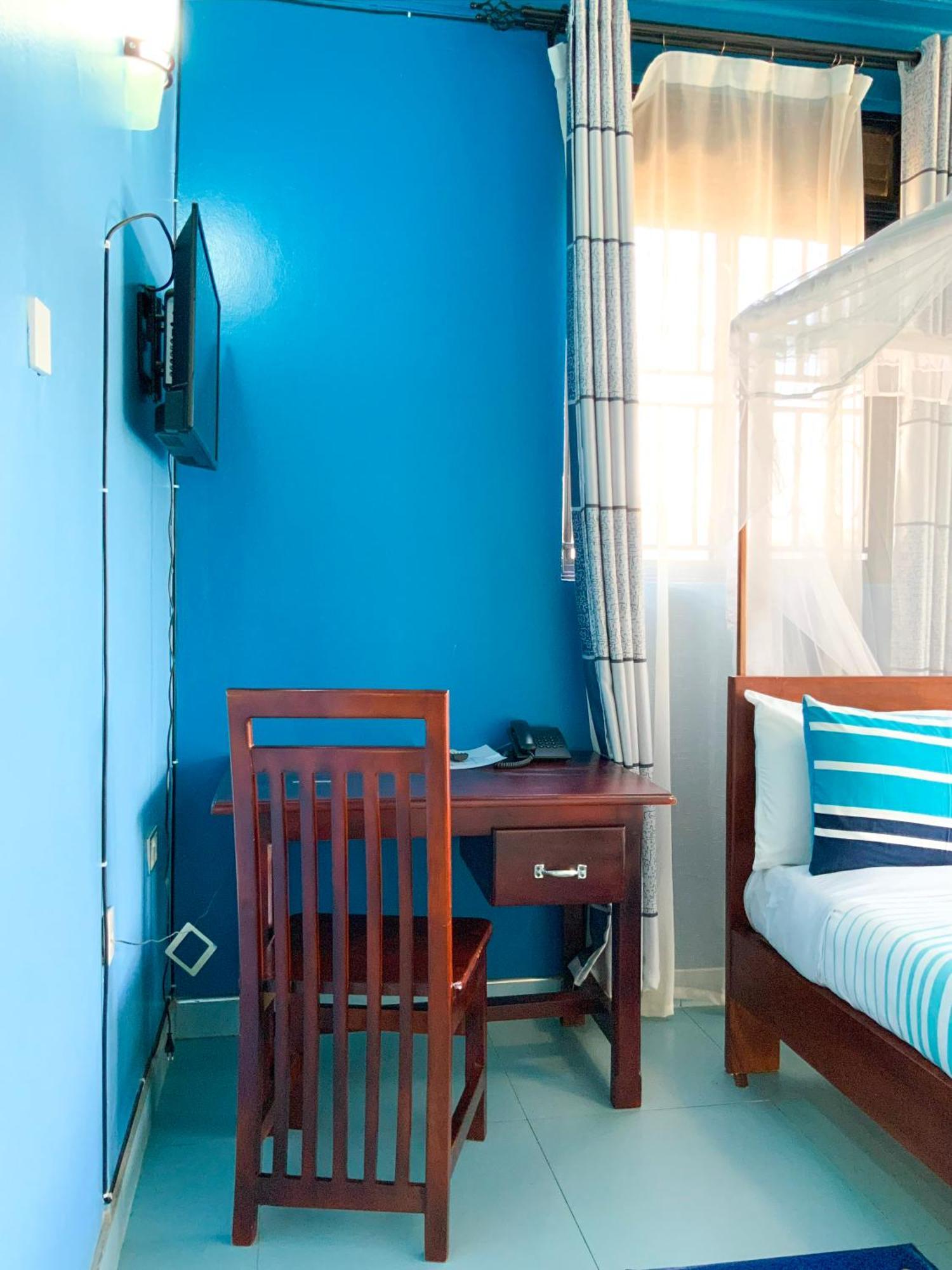 Hendo Hotel عنتيبي المظهر الخارجي الصورة