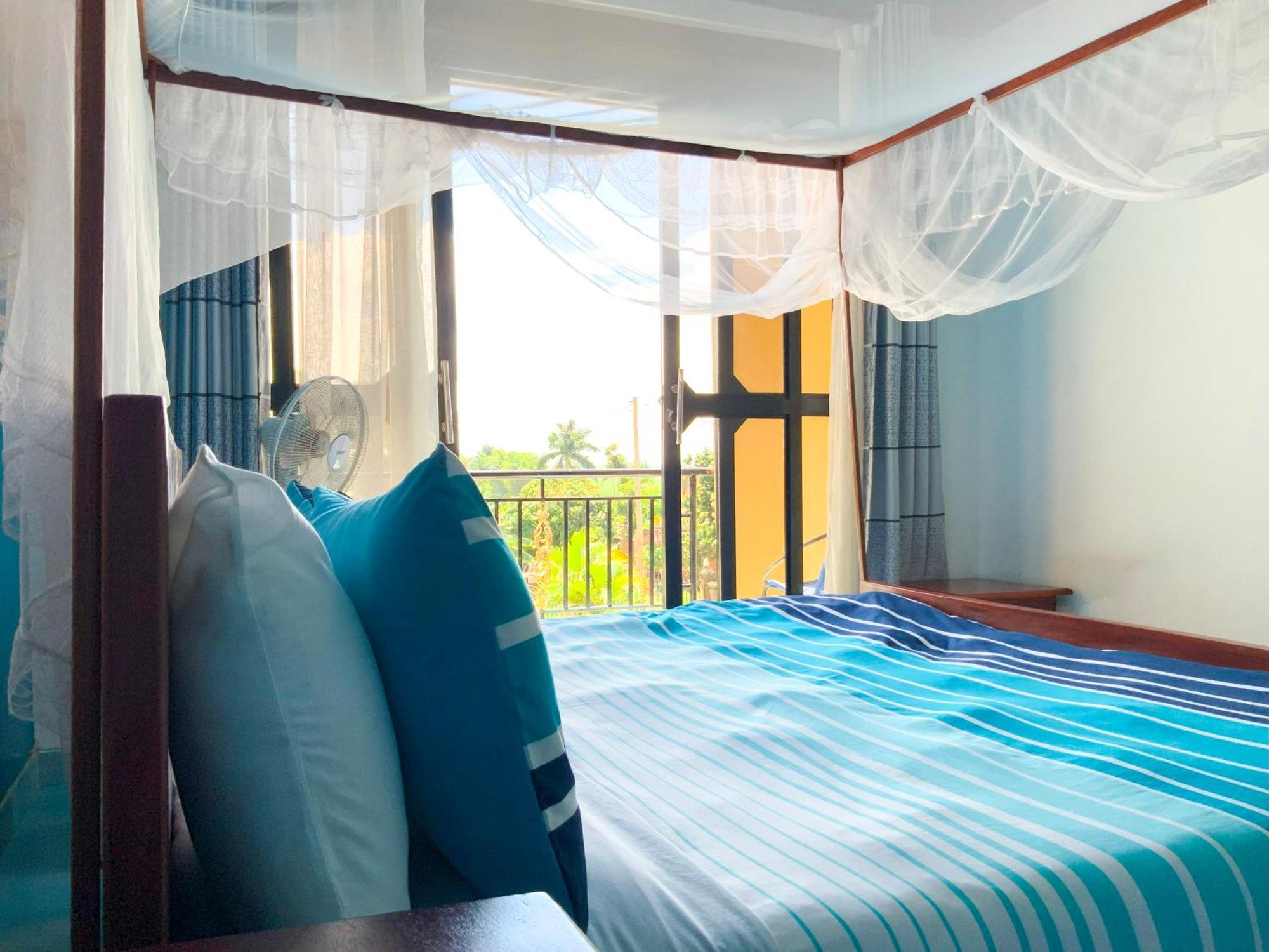 Hendo Hotel عنتيبي المظهر الخارجي الصورة