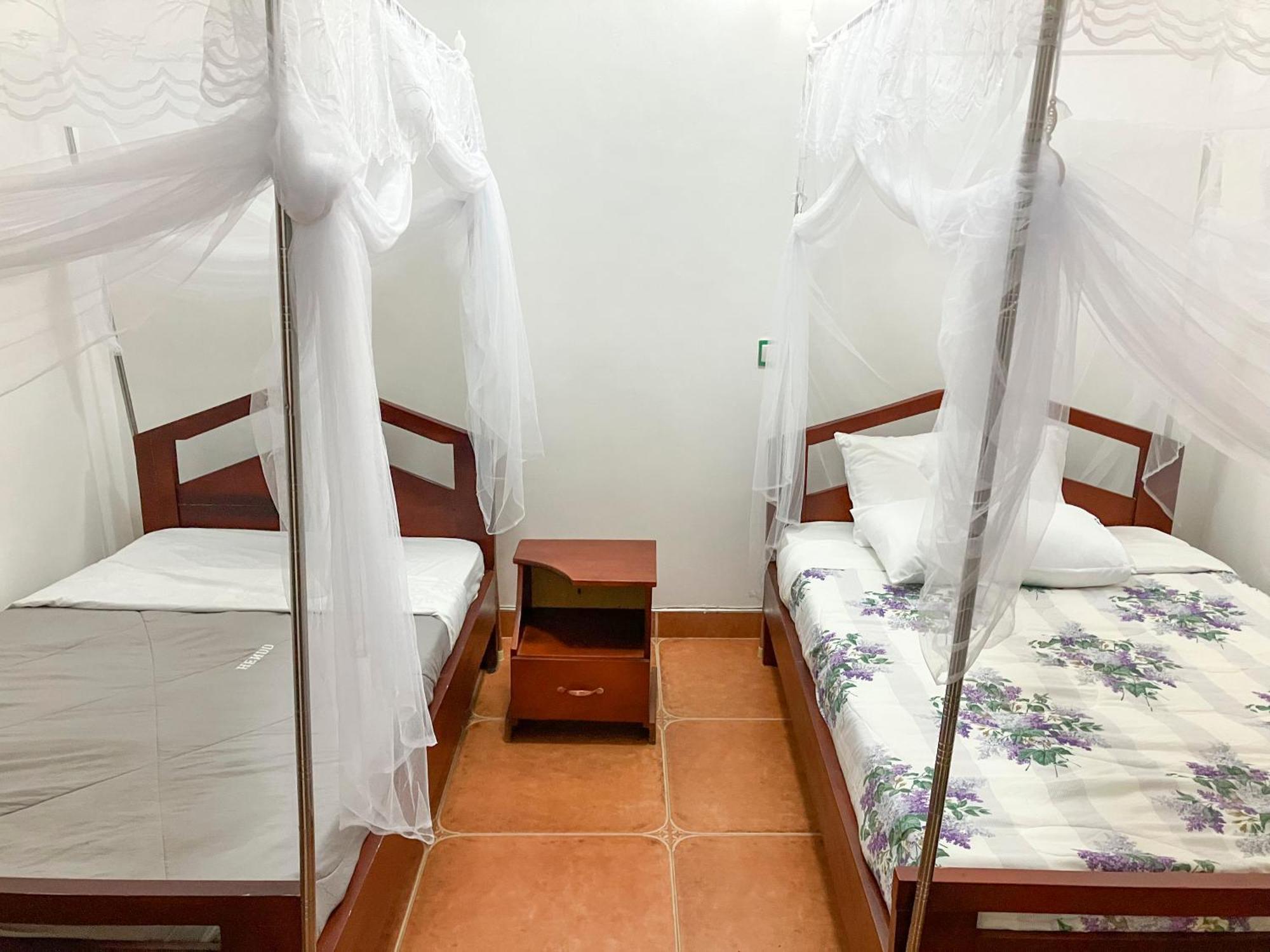 Hendo Hotel عنتيبي المظهر الخارجي الصورة