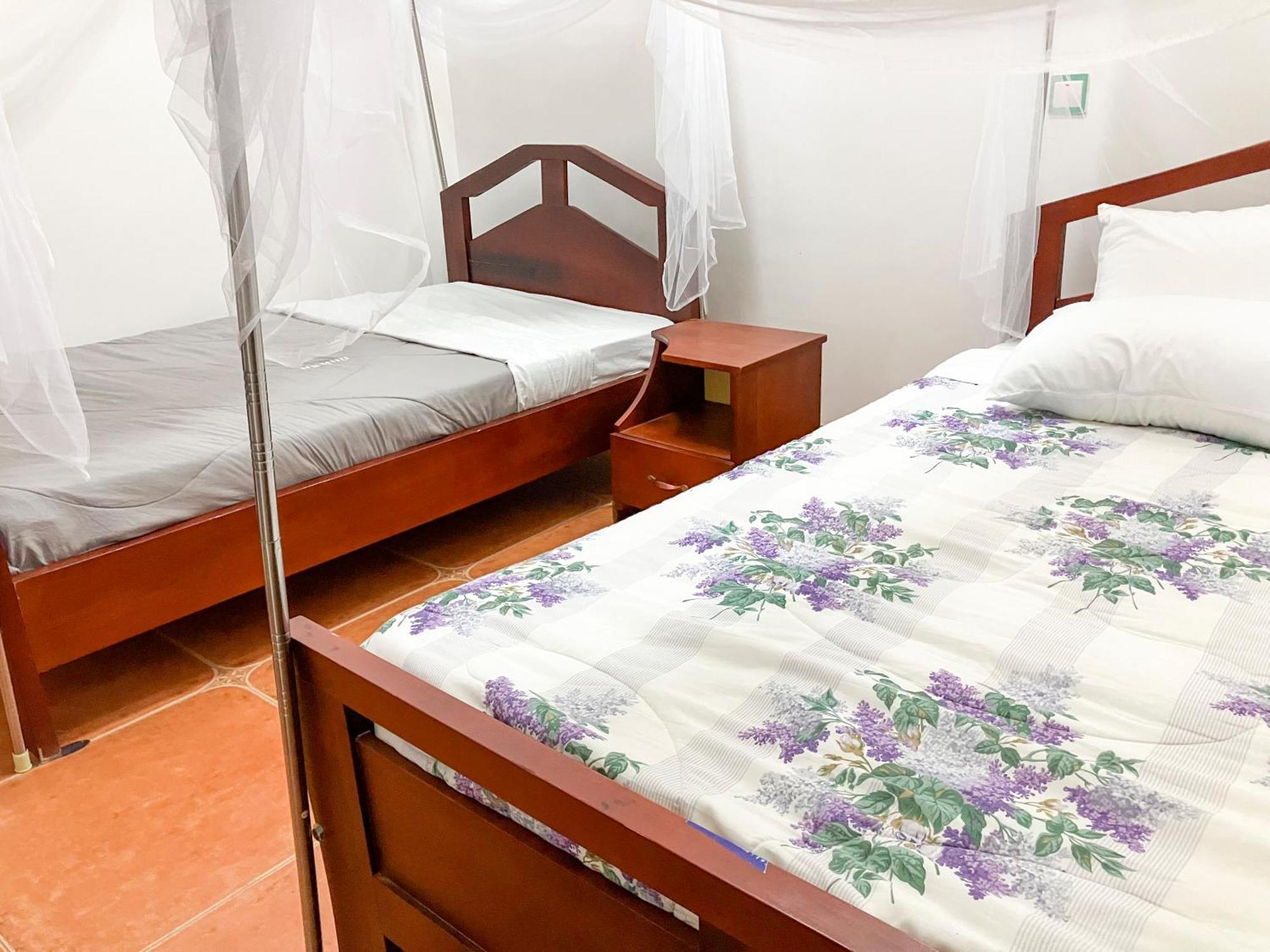Hendo Hotel عنتيبي المظهر الخارجي الصورة