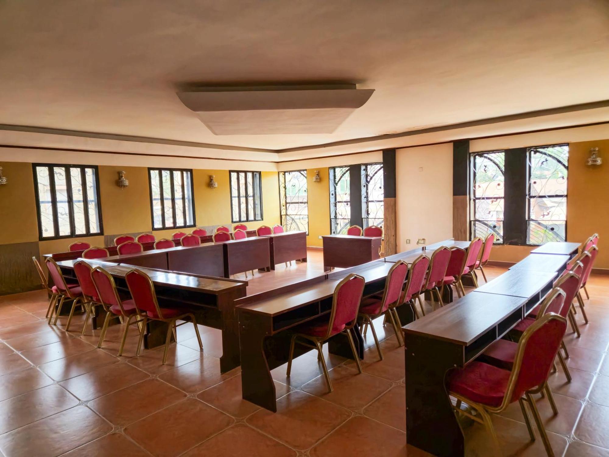 Hendo Hotel عنتيبي المظهر الخارجي الصورة